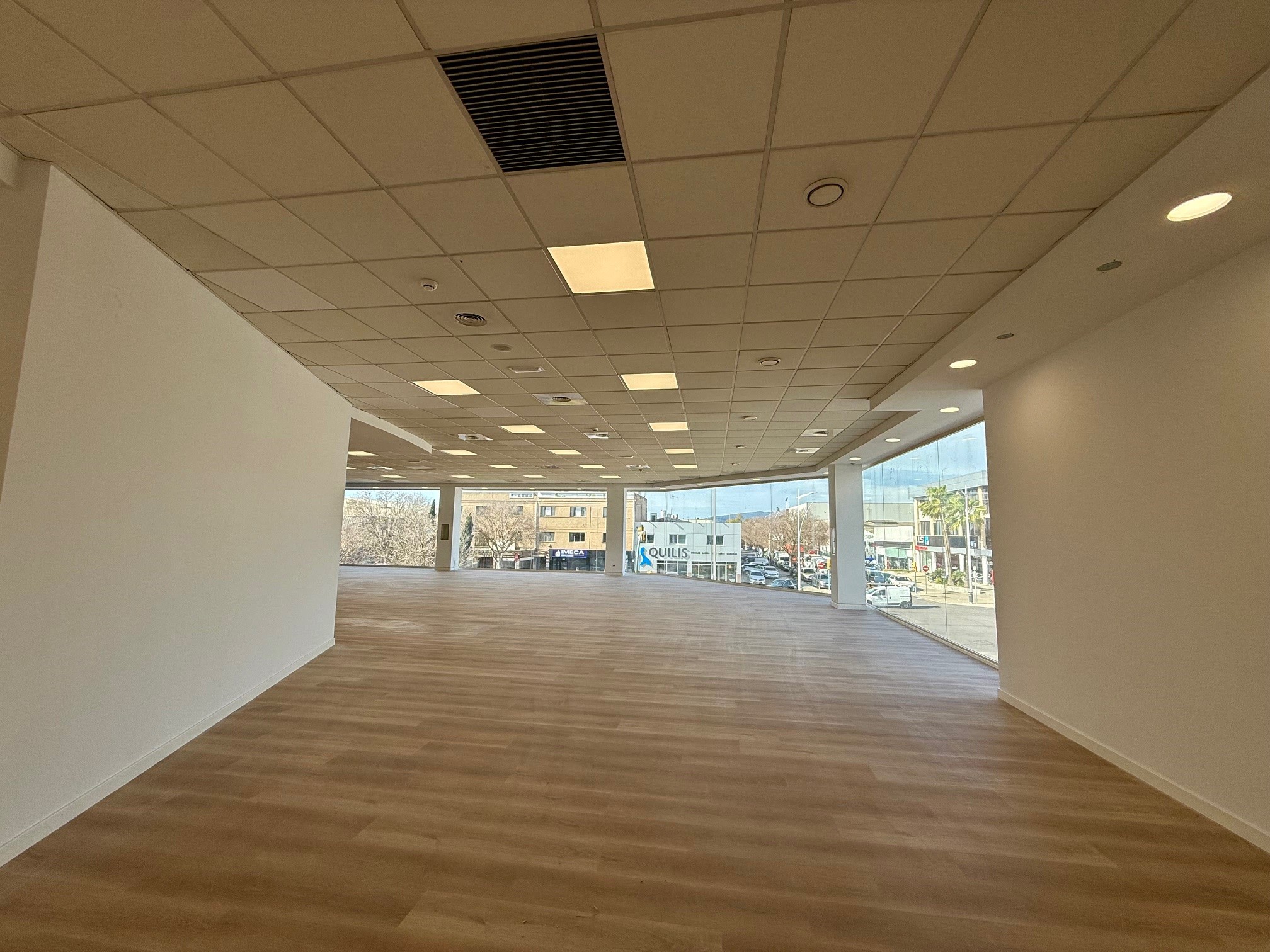 Son castelló- gran via asima 20 a 16